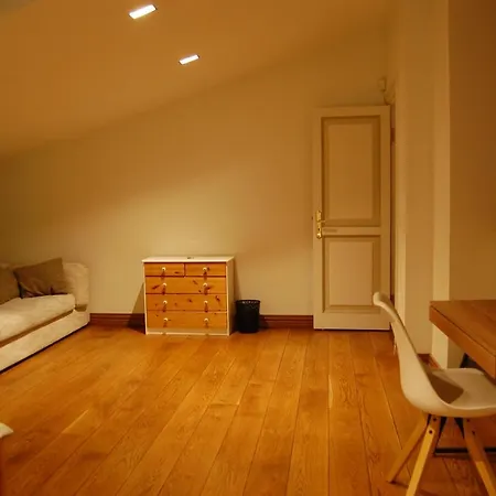 Cosy And Quiet Old Town Apartamento *